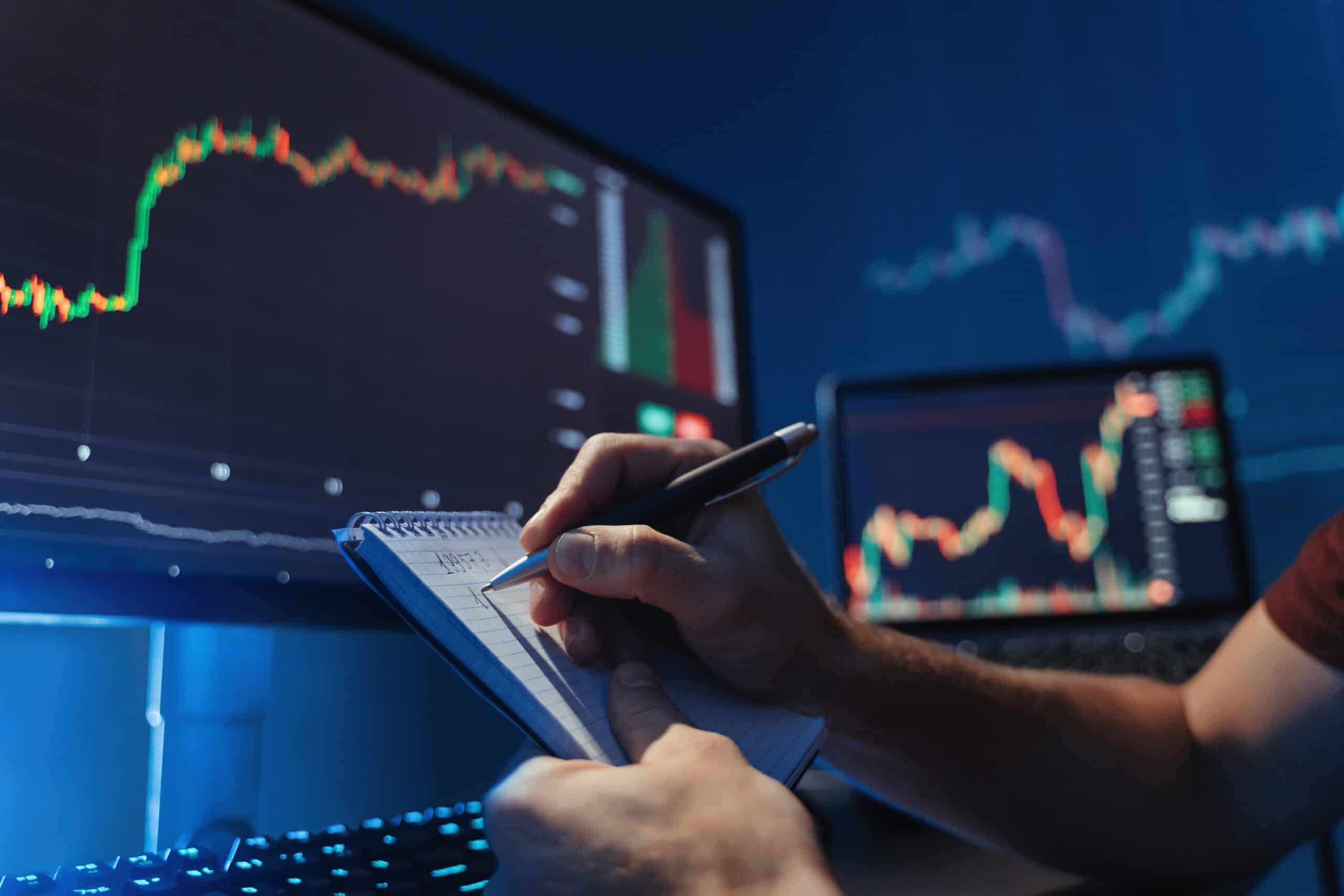 New trader setting up a home trading workspace and trading plan"